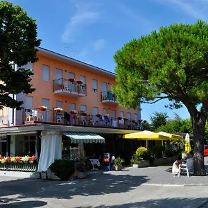 albergo-rosa.hotelinveneto.com/